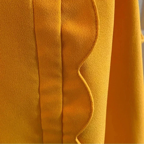 Victoria Beckham X Target Plus Sz 3X Women’s Scallop Top Marigold Yellow Blouse - Picture 3 of 9
